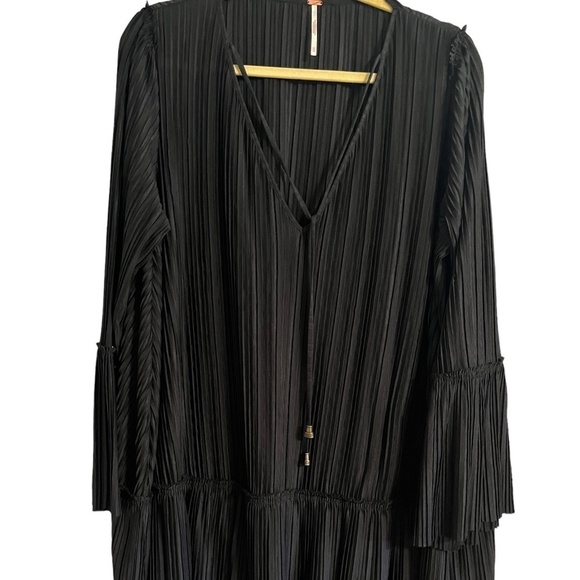 Free People Chic Edgy Mini Dress XS Black Preppy Old Money Classic Urban Euro - Picture 3 of 16